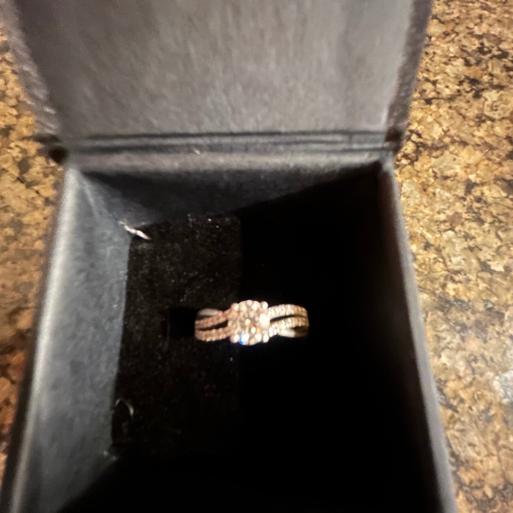Four SS moissanite rings